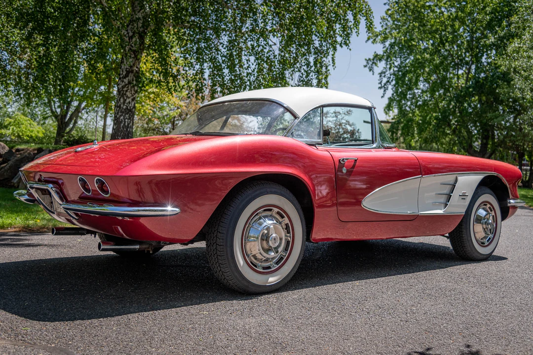 1961 Chevrolet Corvette C1 - Image 6 of 31