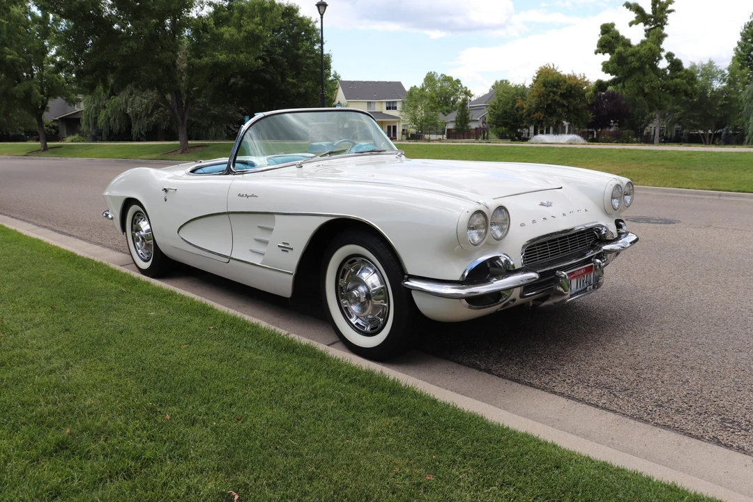 1961 Chevrolet Corvette C1 - Image 16 of 31