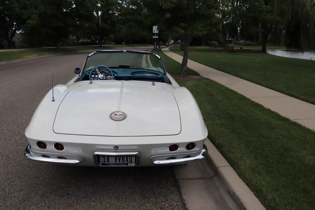 1961 Chevrolet Corvette C1 - Image 10 of 31