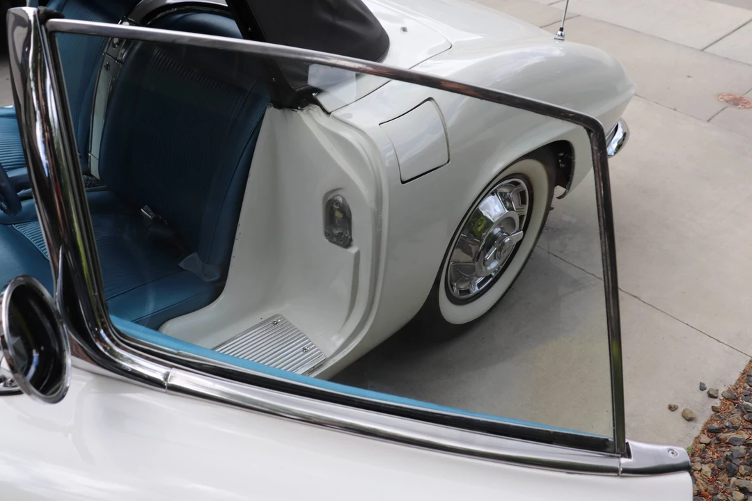 1961 Chevrolet Corvette C1 - Image 31 of 31