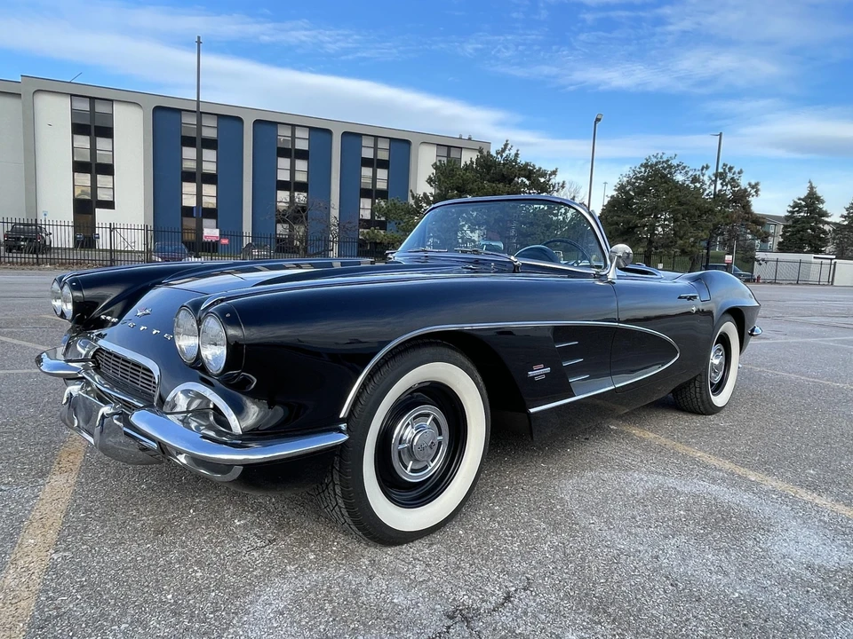 1961 Chevrolet Corvette C1 - Image 3 of 31