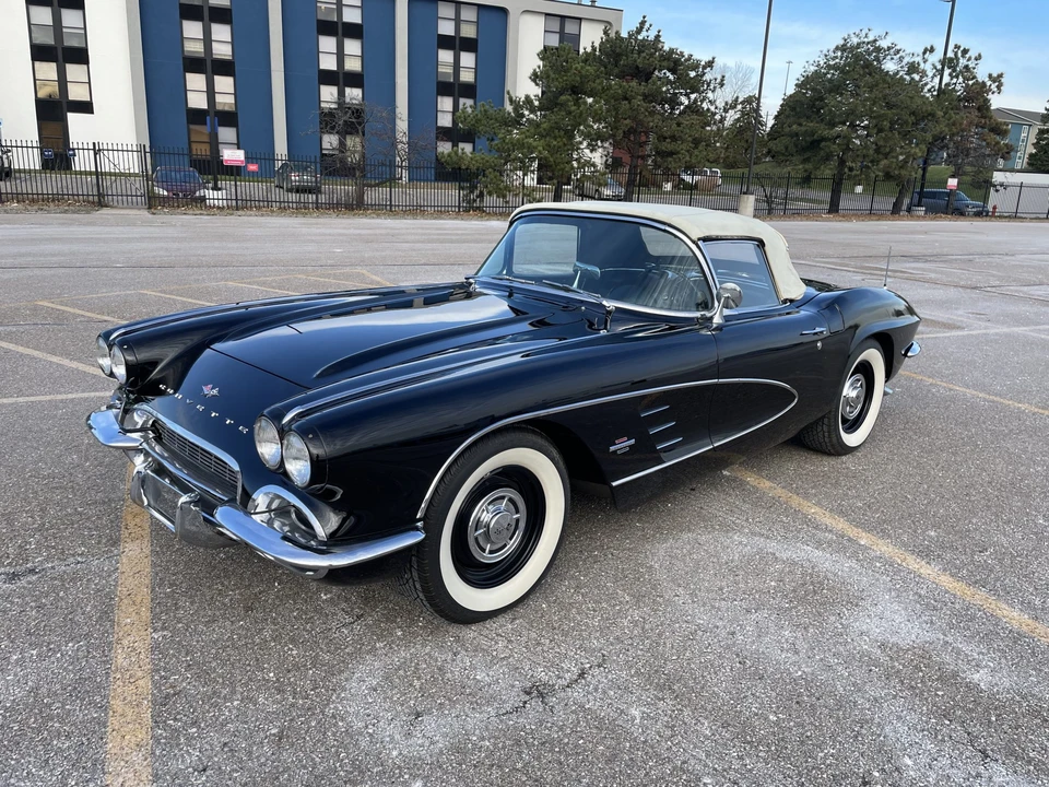 1961 Chevrolet Corvette C1 - Image 13 of 31