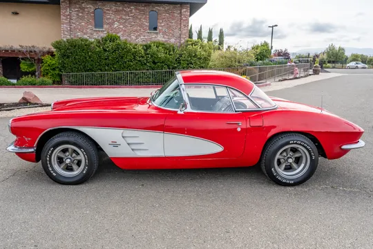 1961 Chevrolet Corvette C1 - Image 3 of 31
