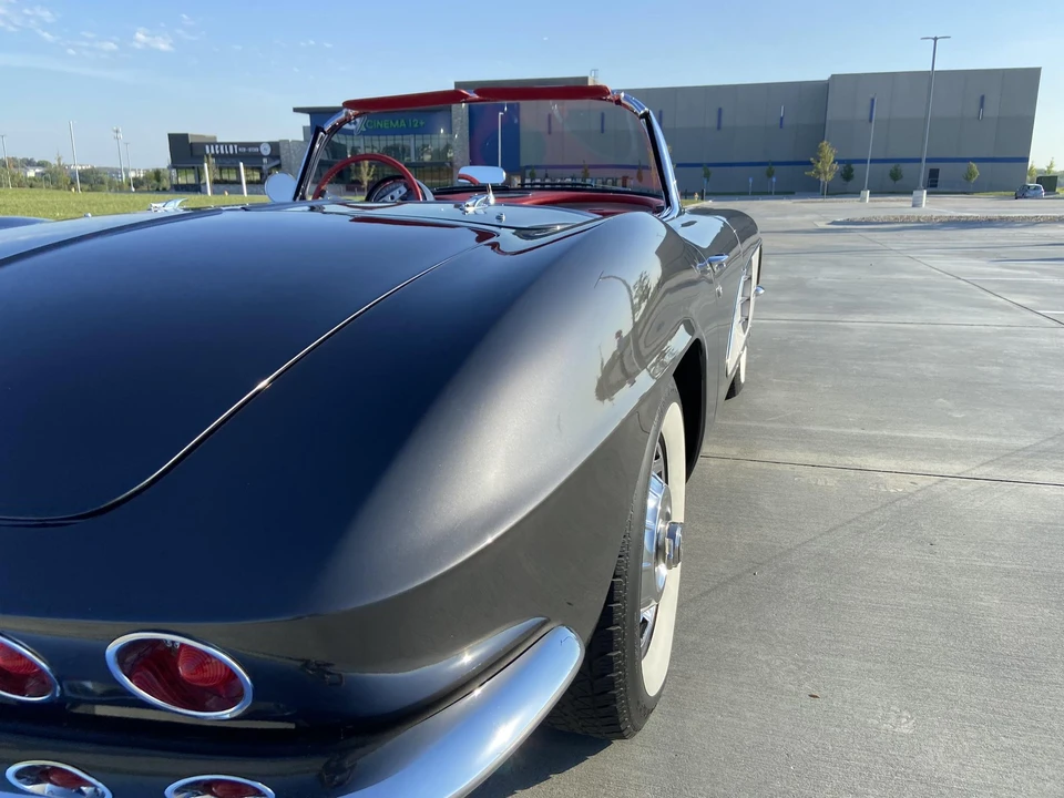 1961 Chevrolet Corvette C1 - Image 27 of 31