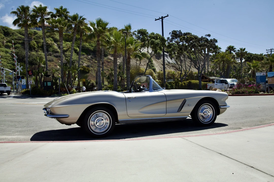 1962 Chevrolet Corvette C1 - Image 14 of 31