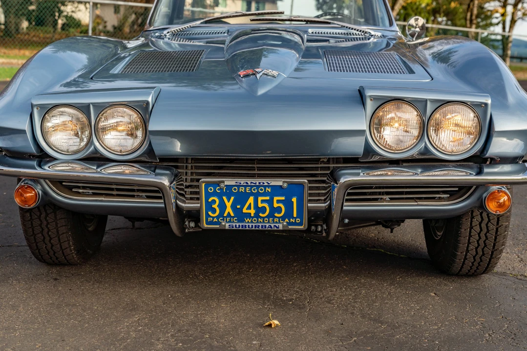 1963 Chevrolet Corvette C2 - Image 10 of 31