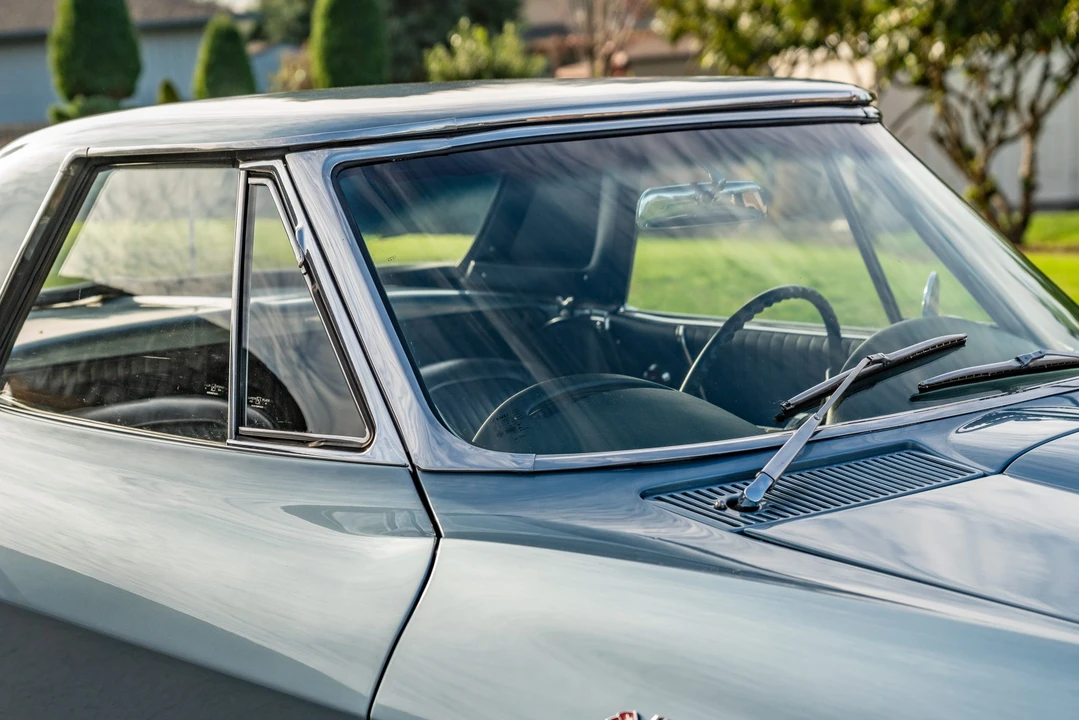 1963 Chevrolet Corvette C2 - Image 22 of 31