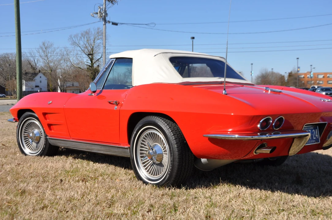 1963 Chevrolet Corvette C2 - Image 10 of 31