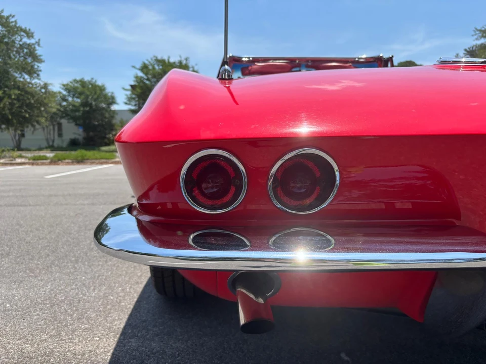 1963 Chevrolet Corvette C2 - Image 24 of 31