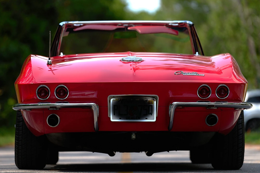 1963 Chevrolet Corvette C2 - Image 10 of 31