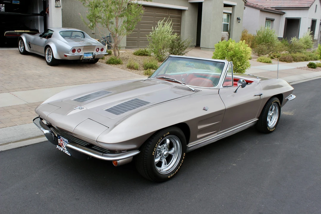 1963 Chevrolet Corvette C2 - Image 2 of 31