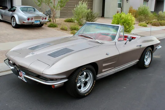 1963 Chevrolet Corvette C2 Convertible