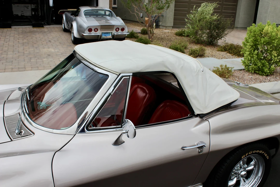 1963 Chevrolet Corvette C2 - Image 23 of 31