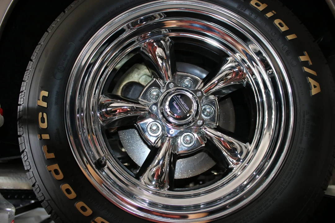 1963 Chevrolet Corvette C2 - Image 30 of 31