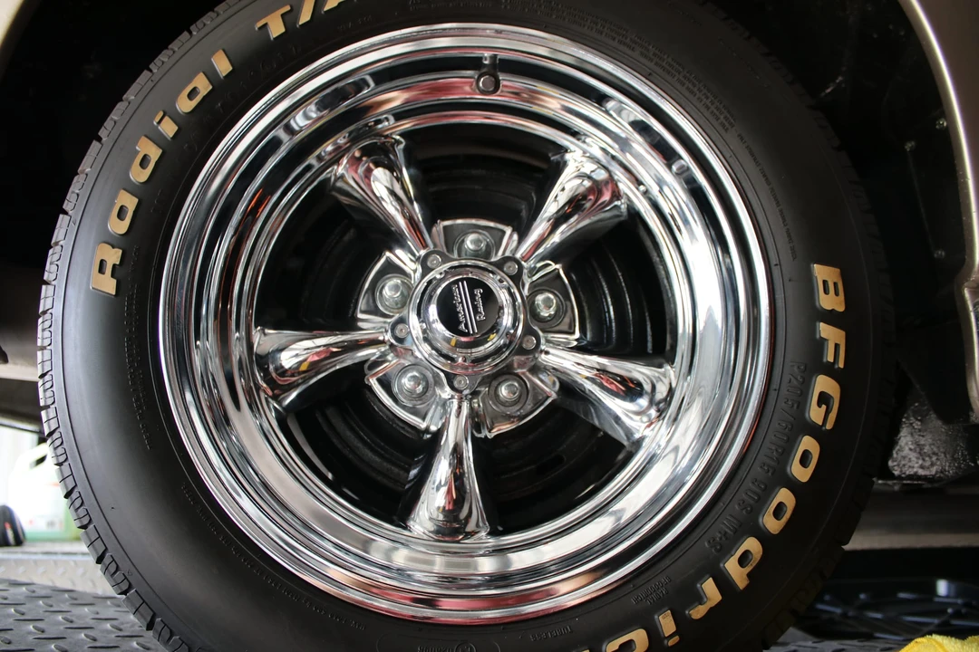 1963 Chevrolet Corvette C2 - Image 31 of 31