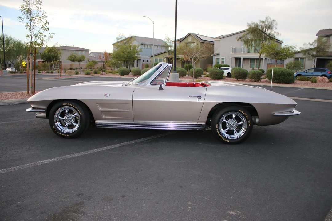 1963 Chevrolet Corvette C2 - Image 19 of 31