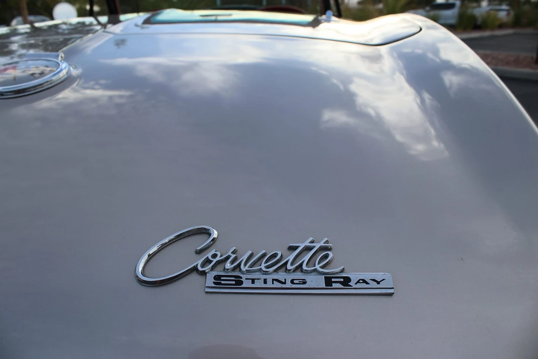 1963 Chevrolet Corvette C2 - Image 26 of 31