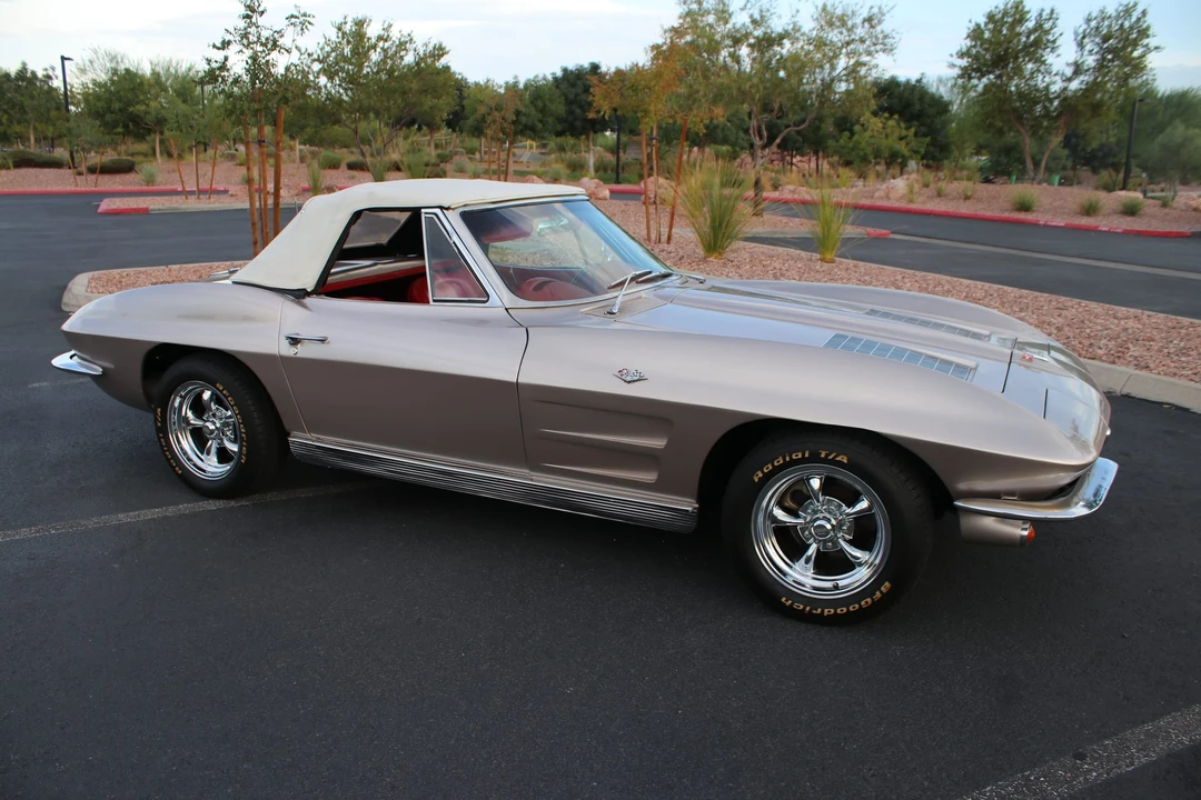 1963 Chevrolet Corvette C2 - Image 21 of 31