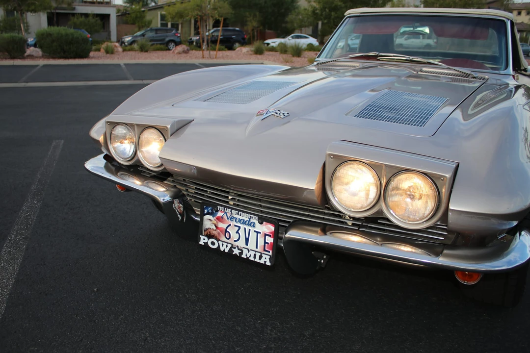 1963 Chevrolet Corvette C2 - Image 24 of 31