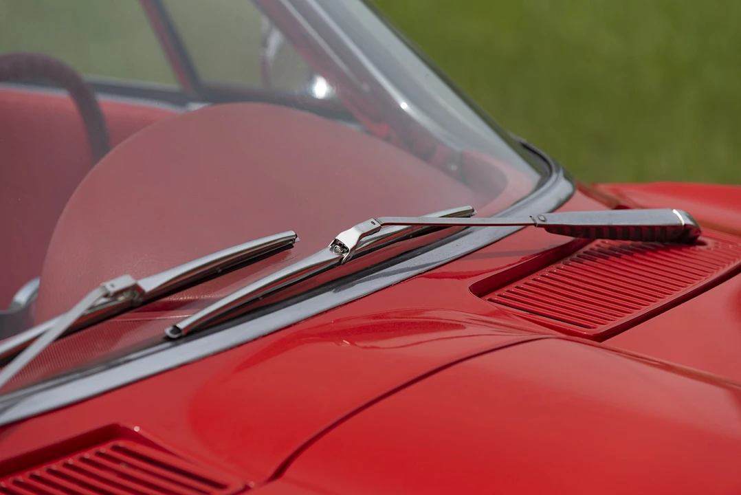 1963 Chevrolet Corvette C2 - Image 30 of 31