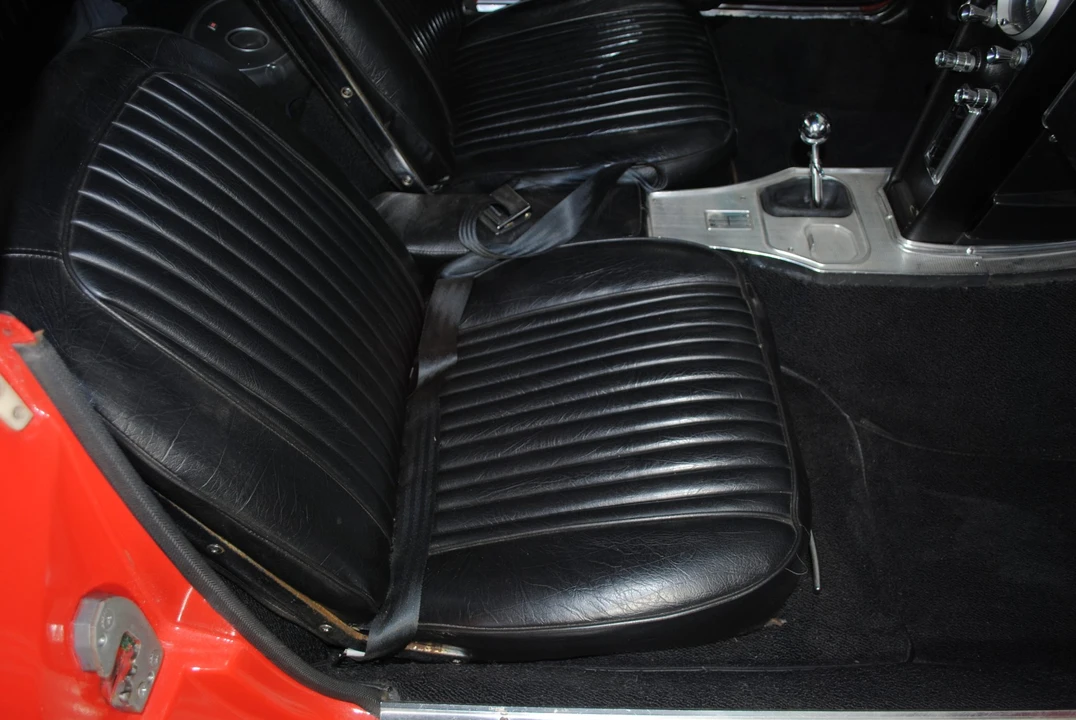 1963 Chevrolet Corvette C2 - Image 24 of 31