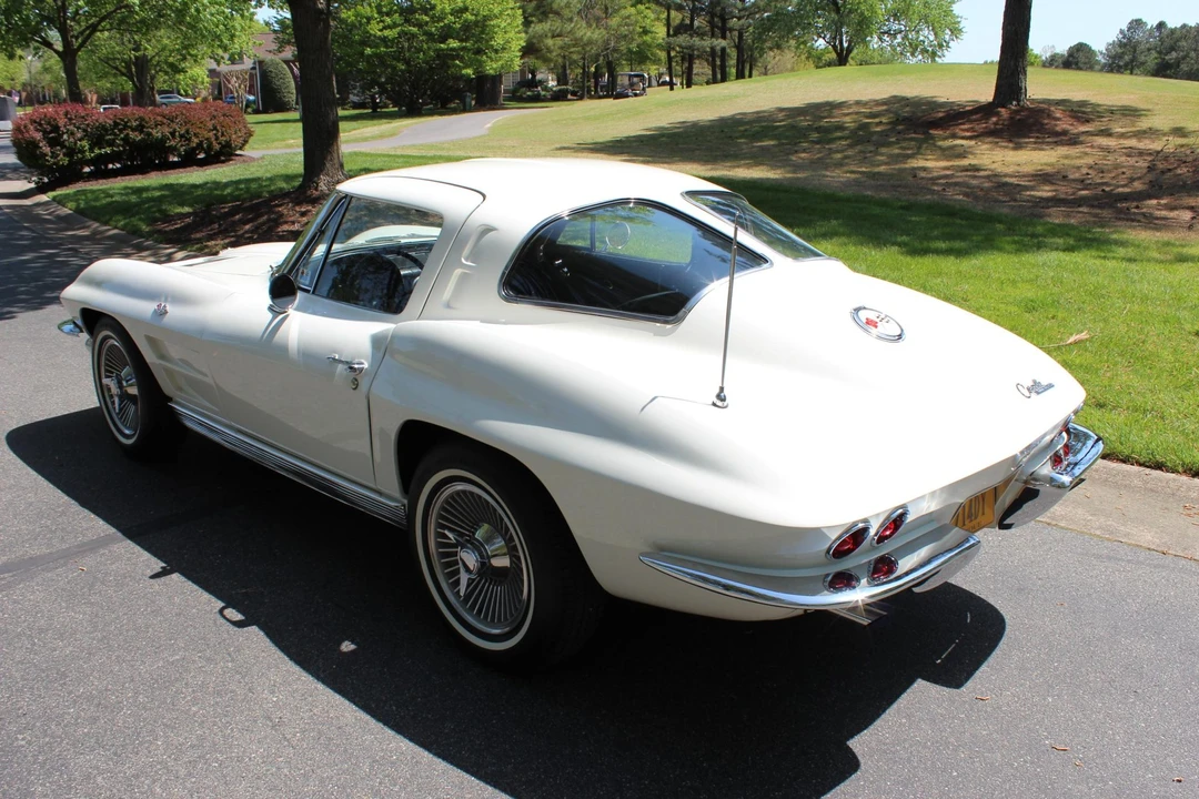 1963 Chevrolet Corvette C2 - Image 6 of 31