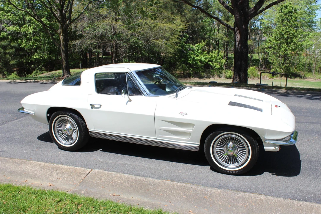 1963 Chevrolet Corvette C2 - Image 14 of 31
