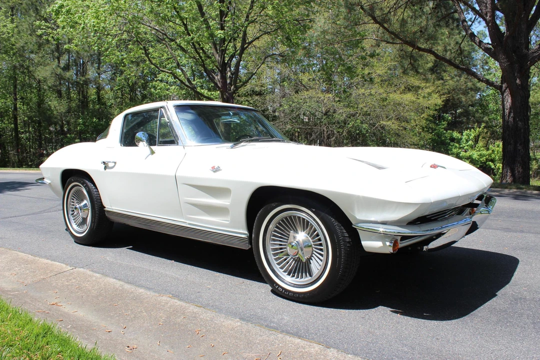 1963 Chevrolet Corvette C2 - Image 15 of 31