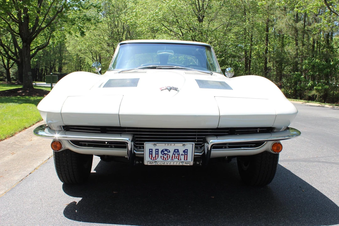 1963 Chevrolet Corvette C2 - Image 19 of 31