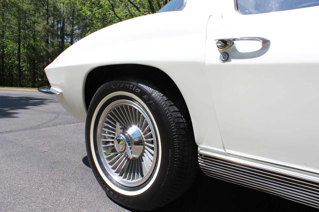 1963 Chevrolet Corvette C2 - Image 28 of 31