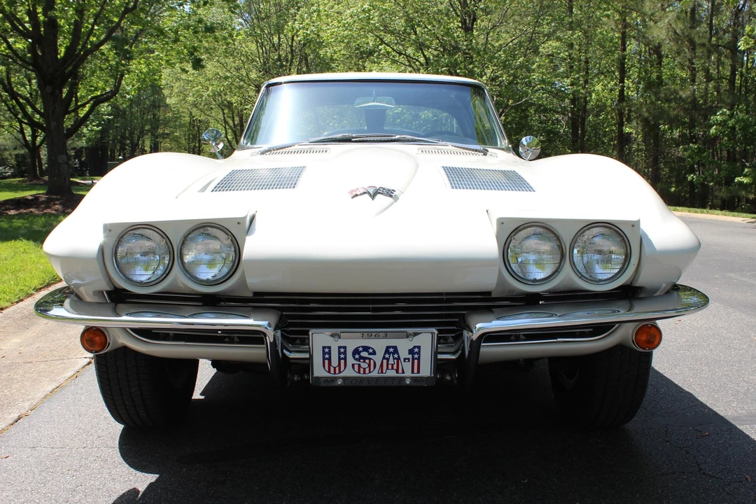1963 Chevrolet Corvette C2 - Image 20 of 31