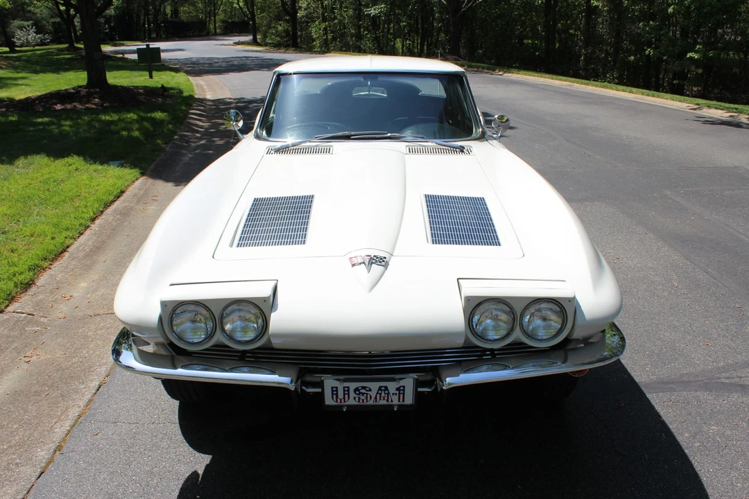 1963 Chevrolet Corvette C2 - Image 22 of 31