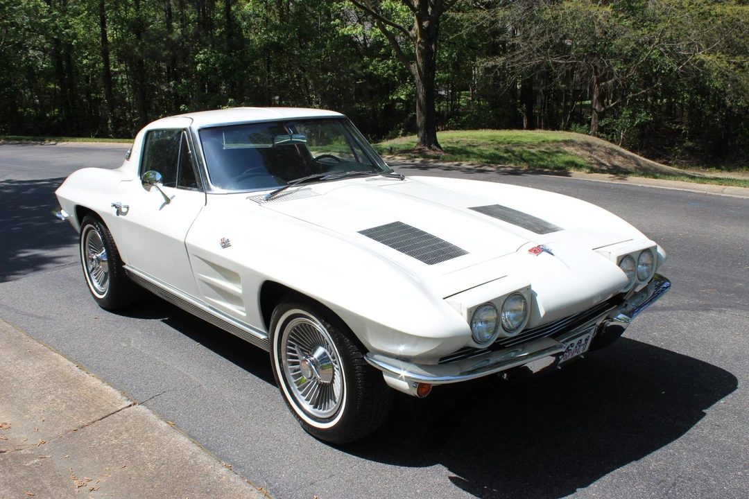 1963 Chevrolet Corvette C2 - Image 17 of 31