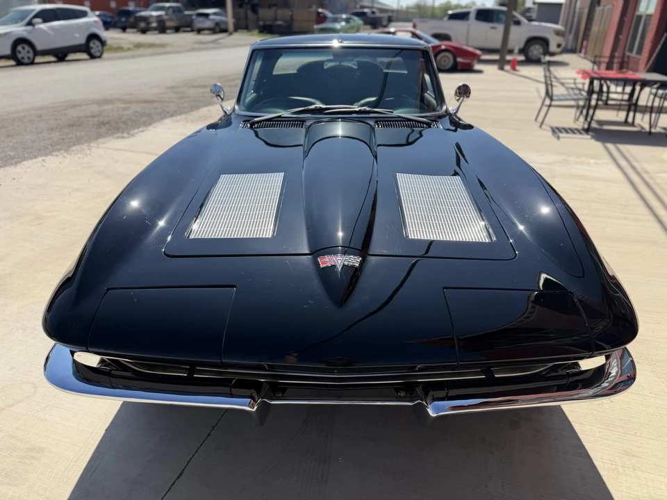 1963 Chevrolet Corvette C2 - Image 28 of 31
