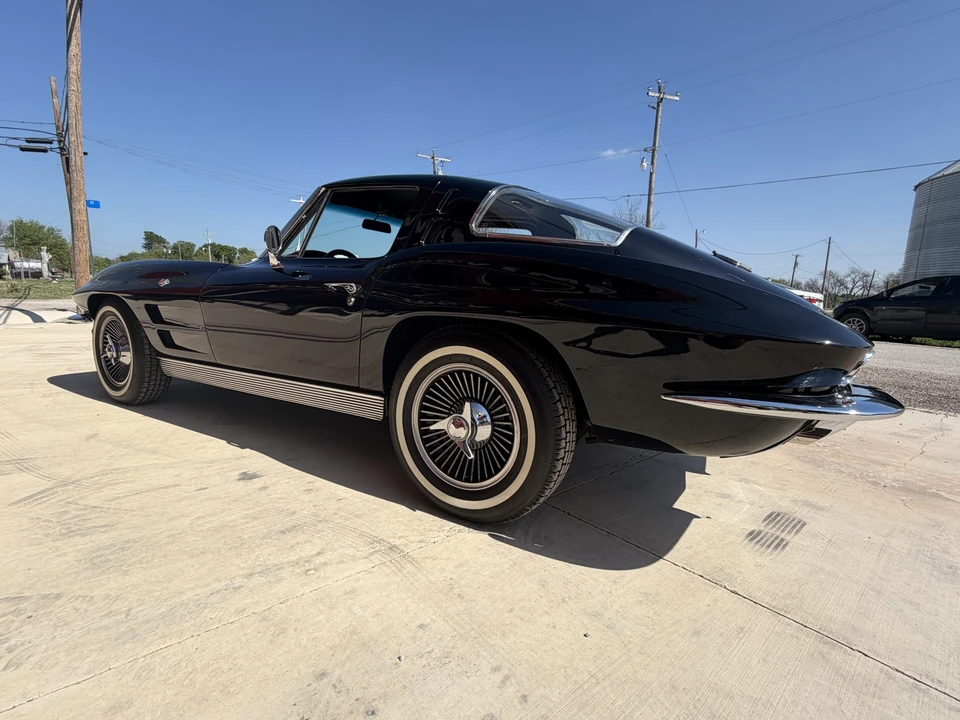 1963 Chevrolet Corvette C2 - Image 15 of 31