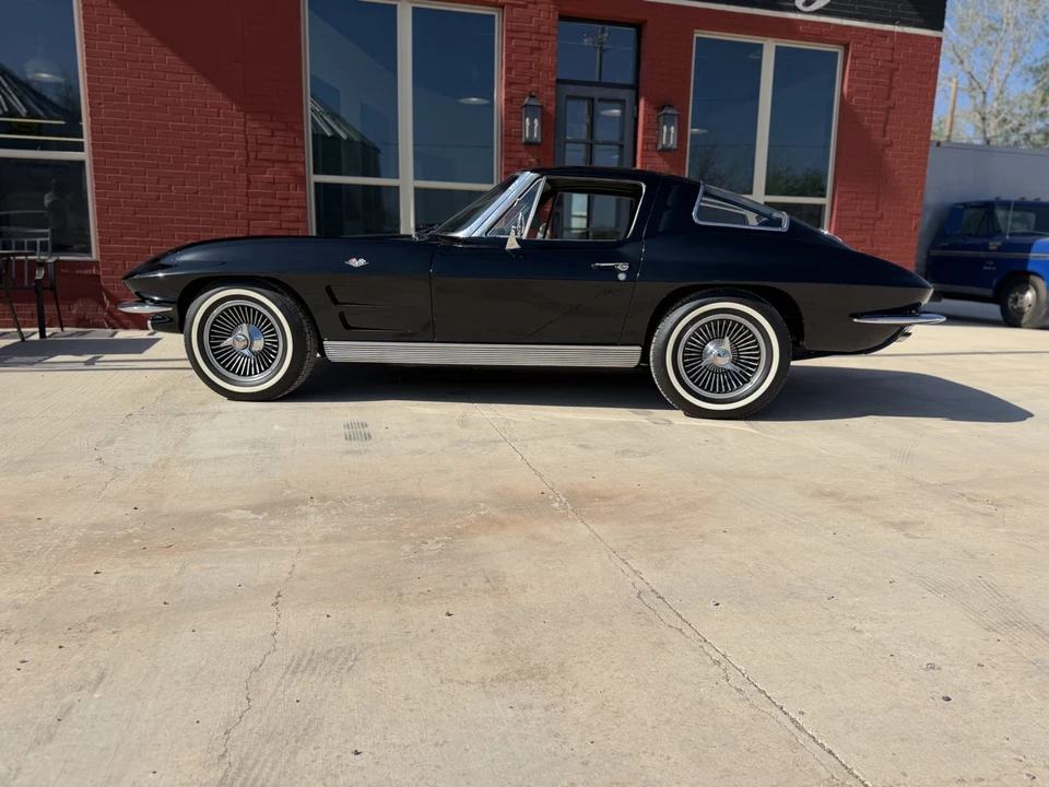 1963 Chevrolet Corvette C2 - Image 21 of 31