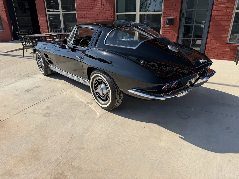 1963 Chevrolet Corvette C2 - Image 17 of 31