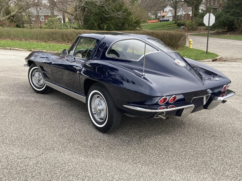 1963 Chevrolet Corvette C2 - Image 19 of 31