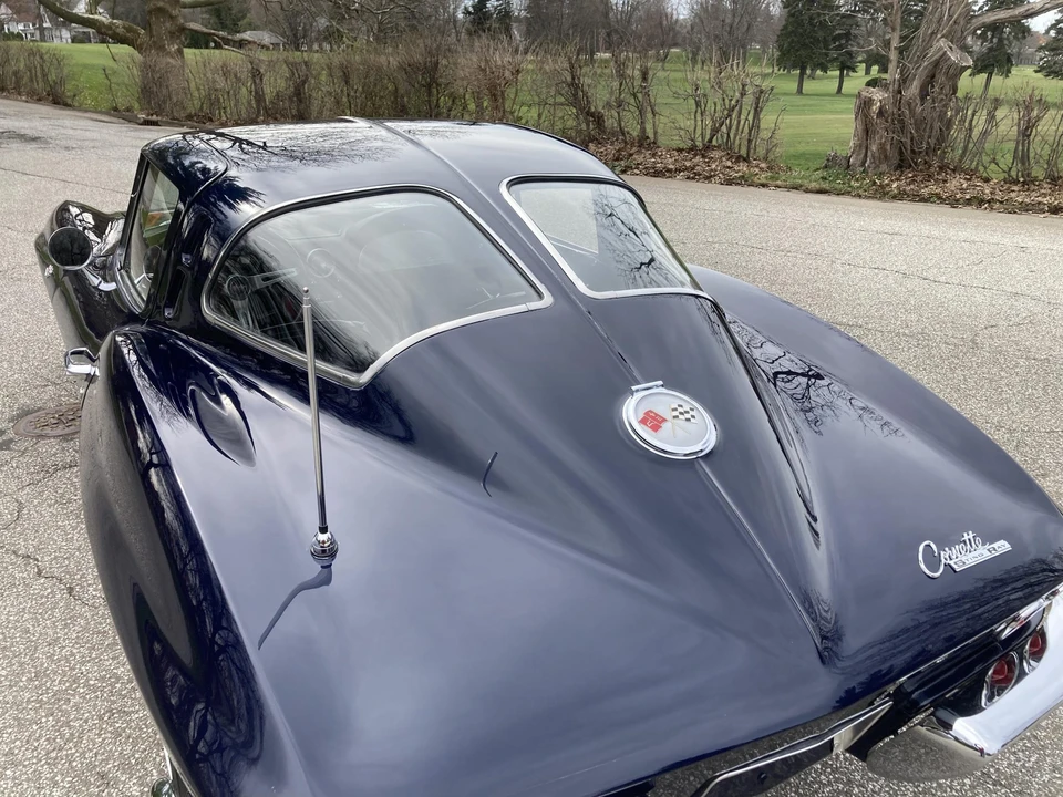 1963 Chevrolet Corvette C2 - Image 30 of 31