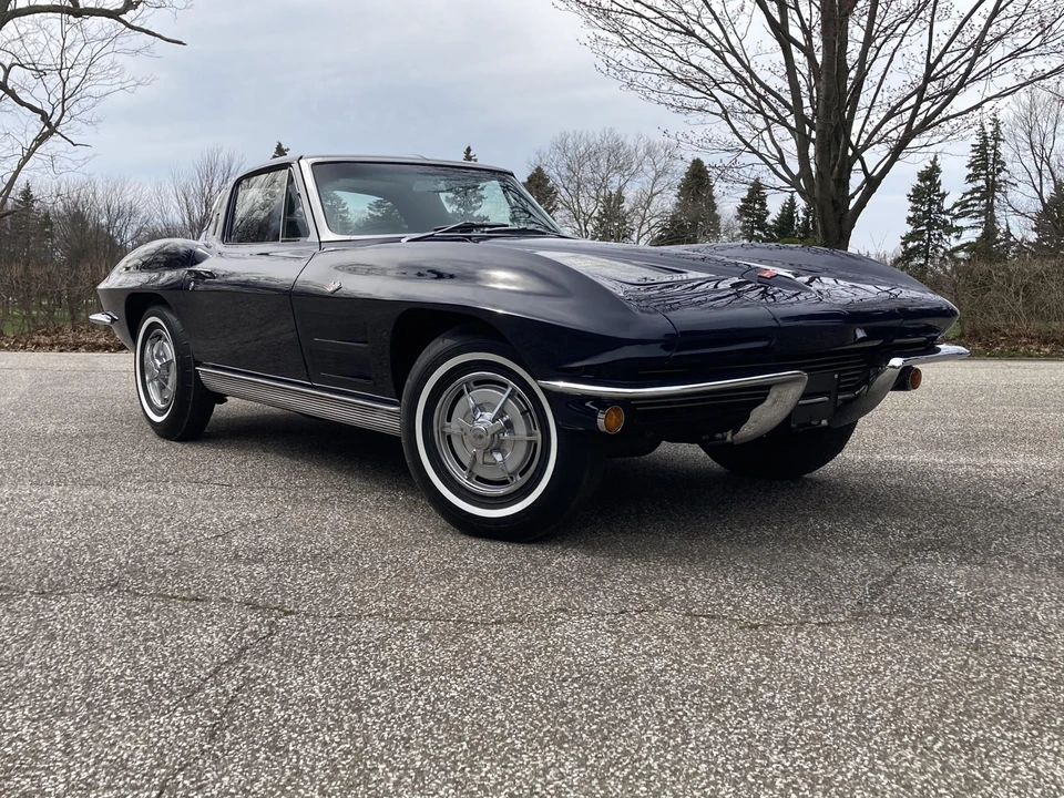 1963 Chevrolet Corvette C2 - Image 6 of 31