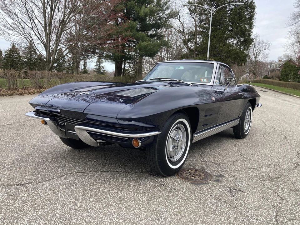 1963 Chevrolet Corvette C2 - Image 25 of 31