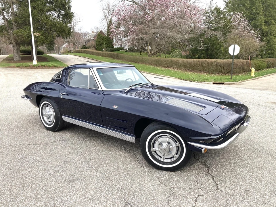 1963 Chevrolet Corvette C2 - Image 9 of 31