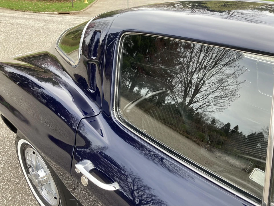1963 Chevrolet Corvette C2 - Image 27 of 31