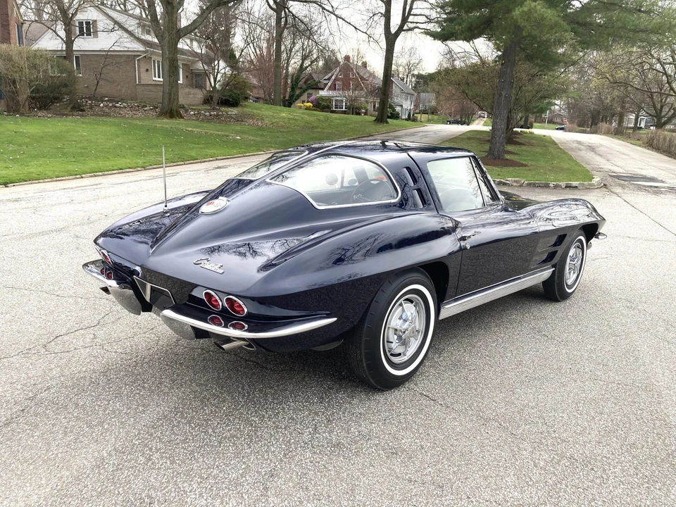 1963 Chevrolet Corvette C2 - Image 12 of 31