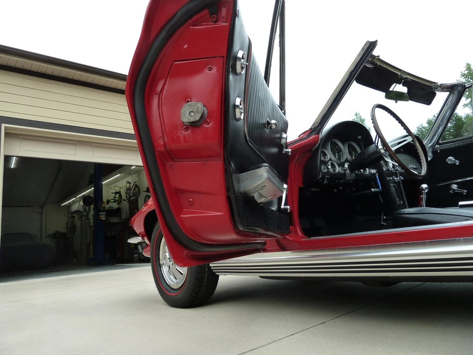 1964 Chevrolet Corvette C2 - Image 27 of 31