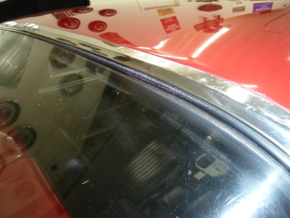 1964 Chevrolet Corvette C2 - Image 18 of 31