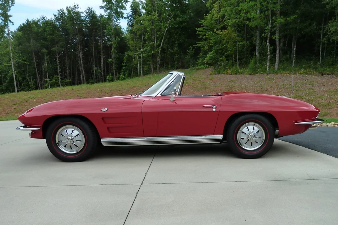 1964 Chevrolet Corvette C2 - Image 2 of 31