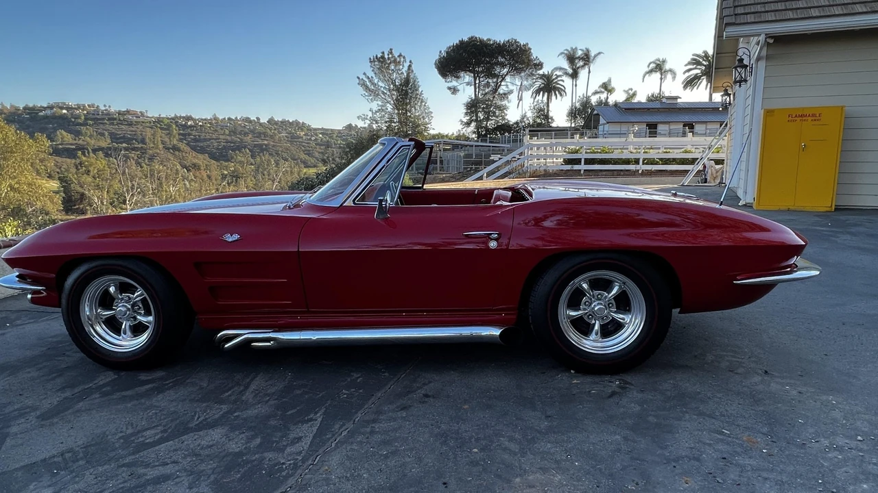 1964 Chevrolet Corvette C2 - Image 16 of 31