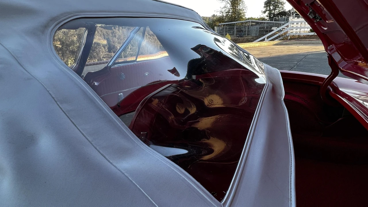 1964 Chevrolet Corvette C2 - Image 27 of 31