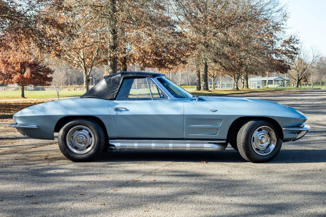 1964 Chevrolet Corvette C2 - Image 16 of 31